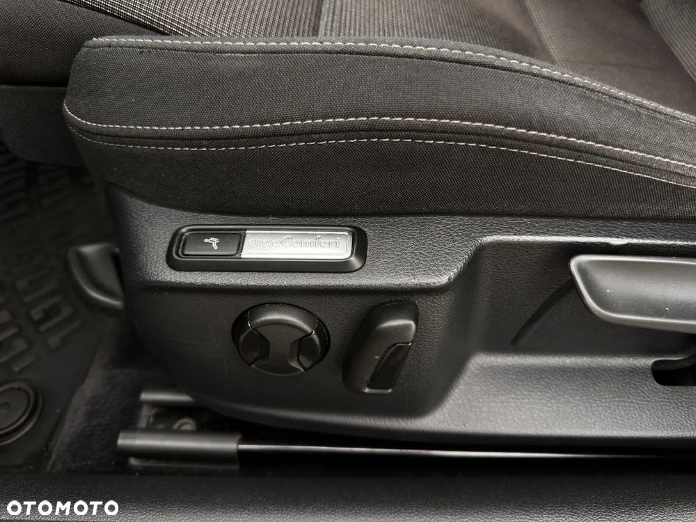 Volkswagen Passat 1.6 TDI (BlueMotion Technology) DSG Comfortline - 18