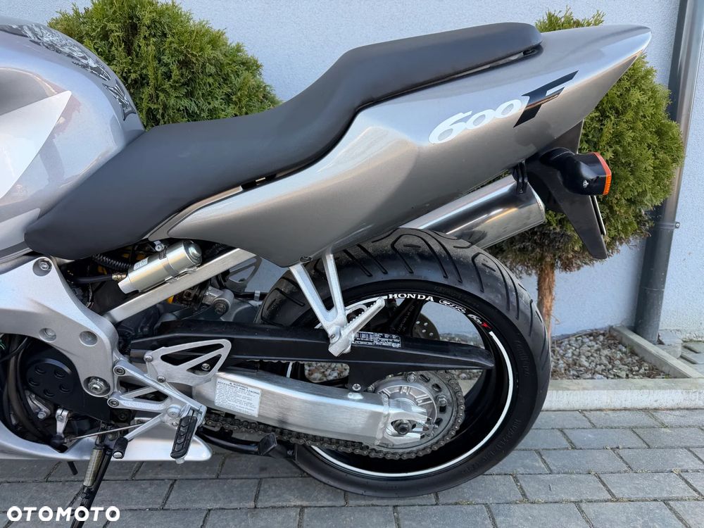 Honda CBR - 33