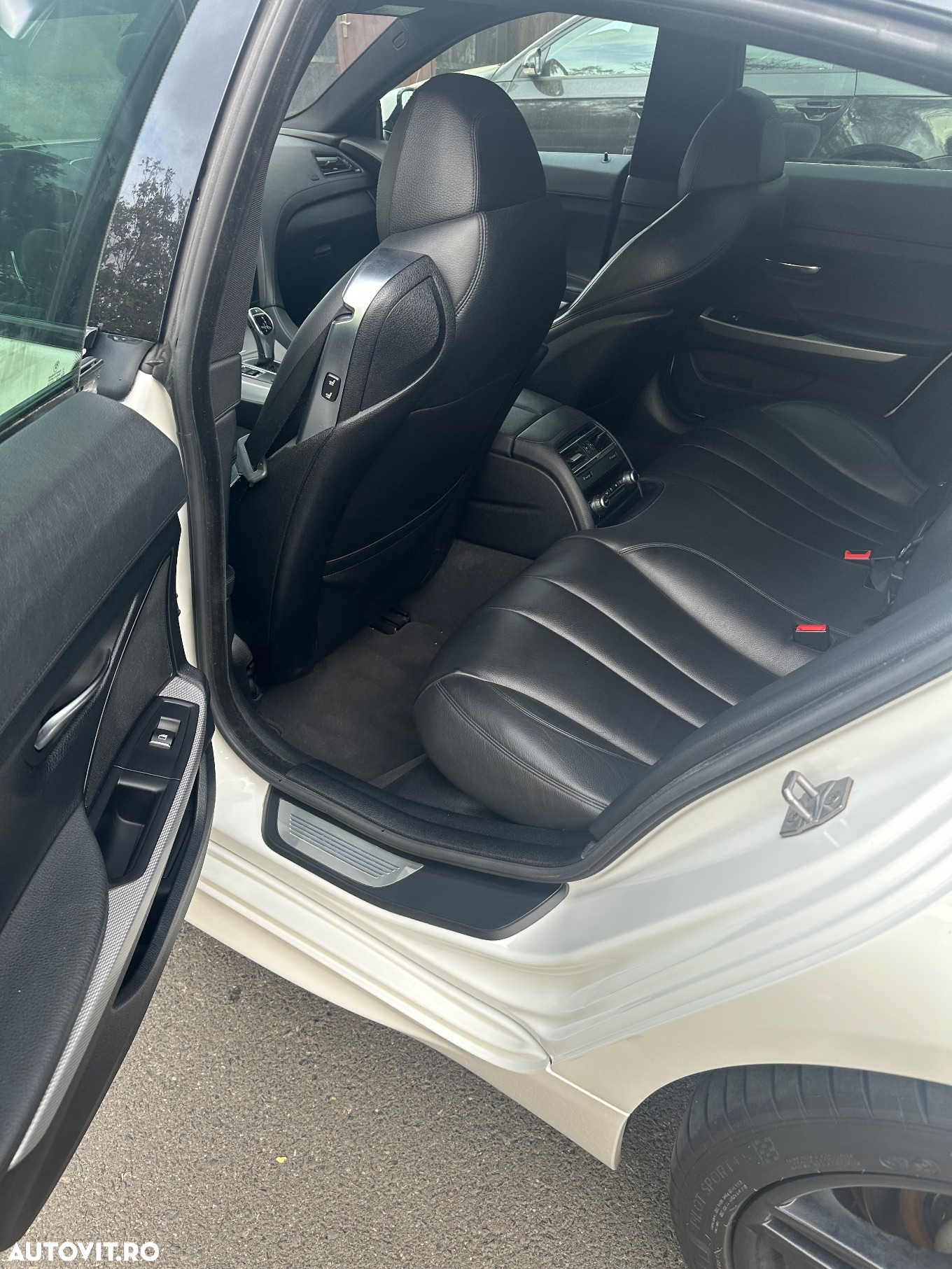 BMW Seria 6 640d Gran Coupe M Sport Edition - 7