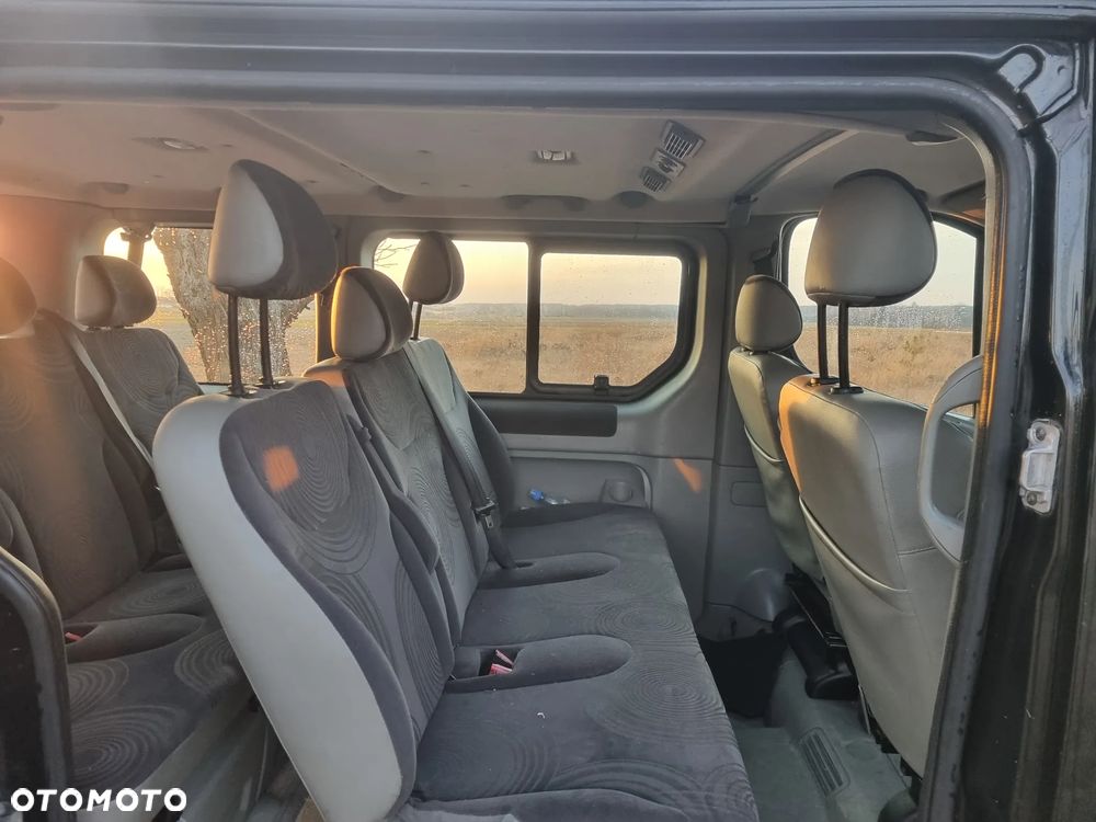 Renault Trafic L1H1 Passenger Lux - 25