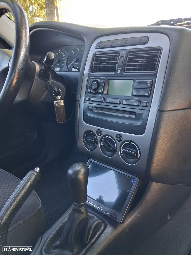 Toyota Avensis - 15