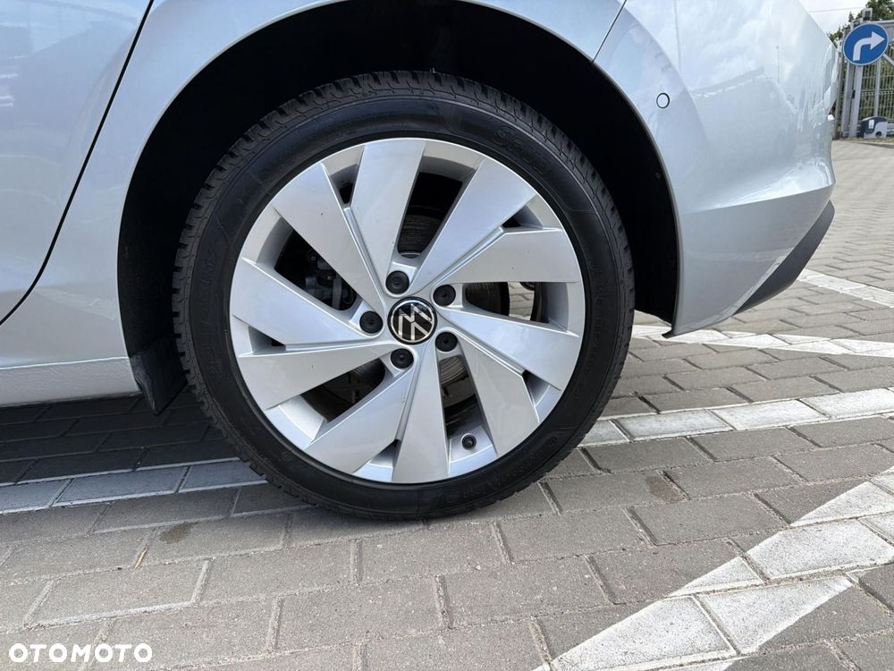 Volkswagen Golf 1.5 eTSI mHEV Life DSG - 20