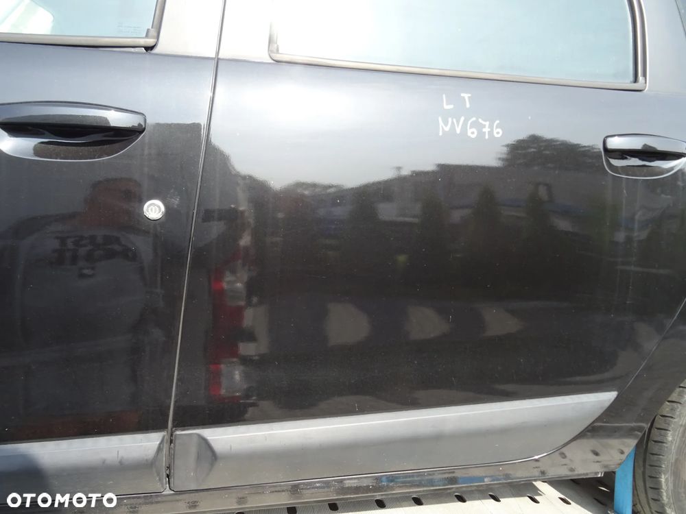 WYPRZEDAZ DACIA LODGY DRZWI LEWE TYL TYLNE CZARNE LISTWA SZYBA PODNOSNIK KLAMKA ZAMEK  CZESCI