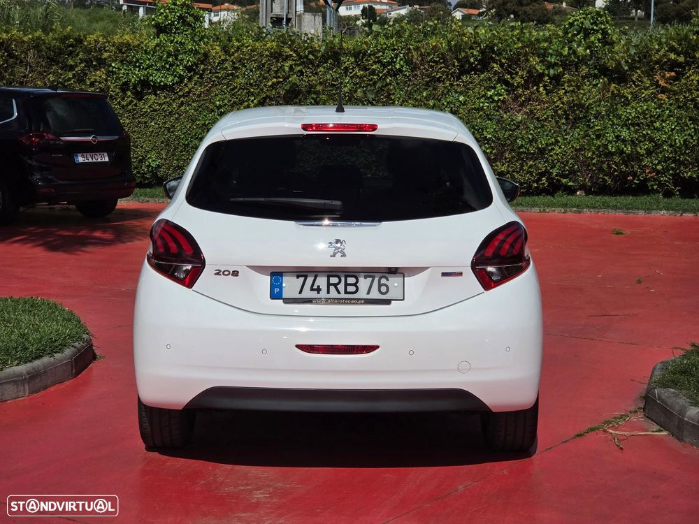 Peugeot 208 1.2 PureTech Style - 5