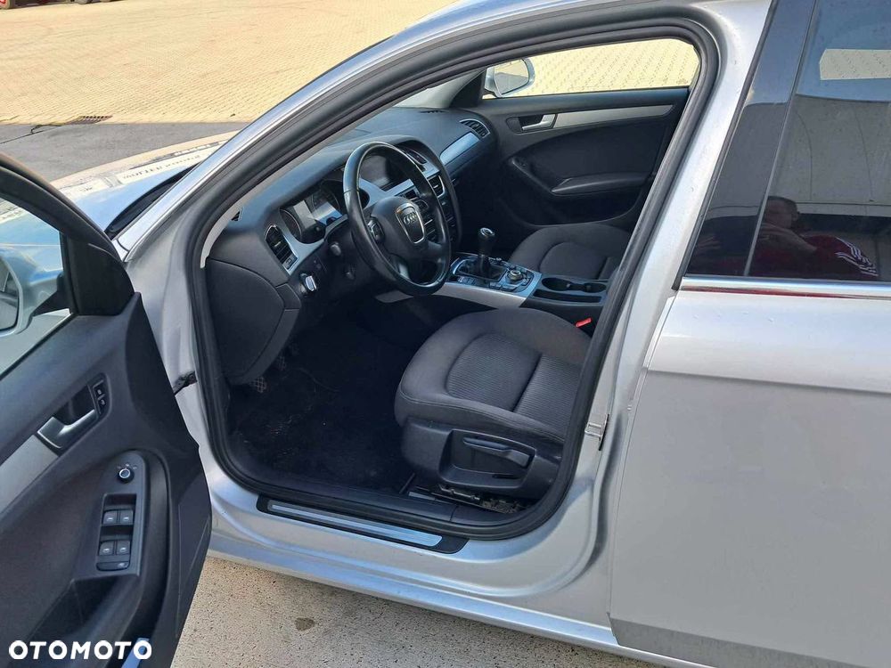 Audi A4 Avant - 6