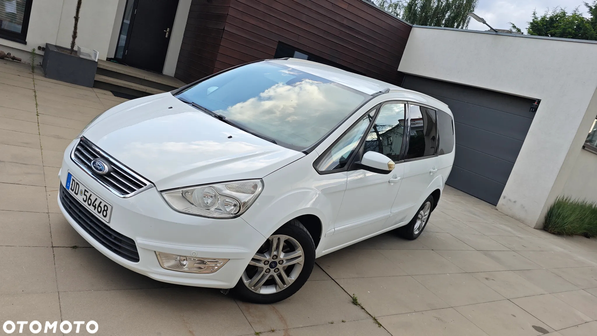Ford Galaxy 2.0 TDCi Titanium - 23