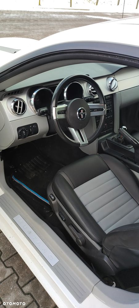 Ford Mustang 4.6 V8 GT Convertible - 17