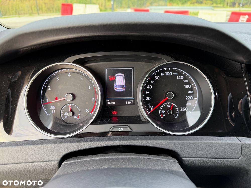 Volkswagen Golf 1.4 TSI BMT Highline - 11