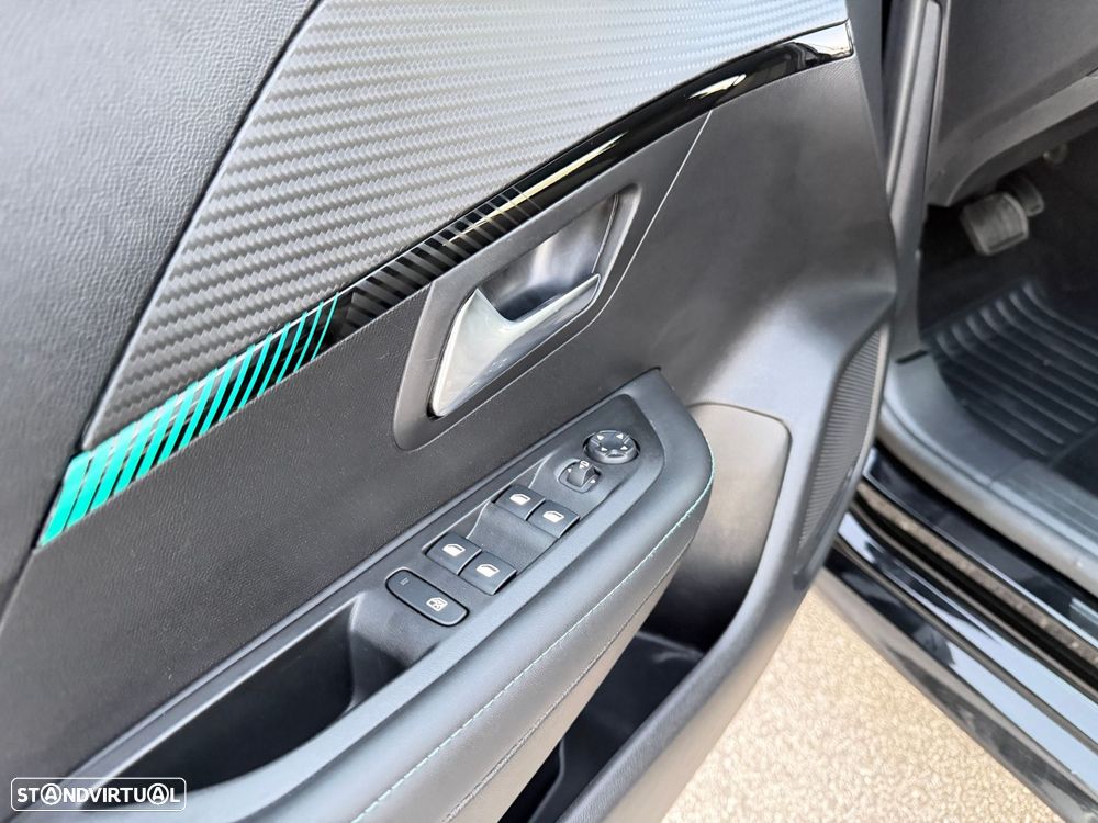 Peugeot 208 1.2 PureTech Allure Pack EAT8 - 22