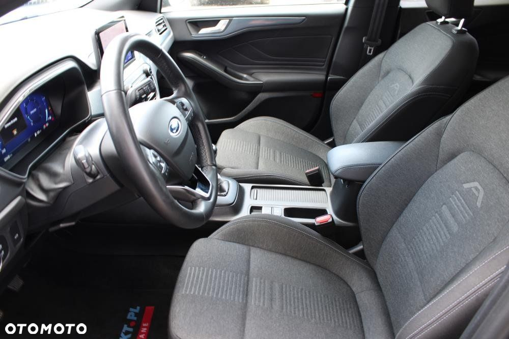 Ford Focus - 10