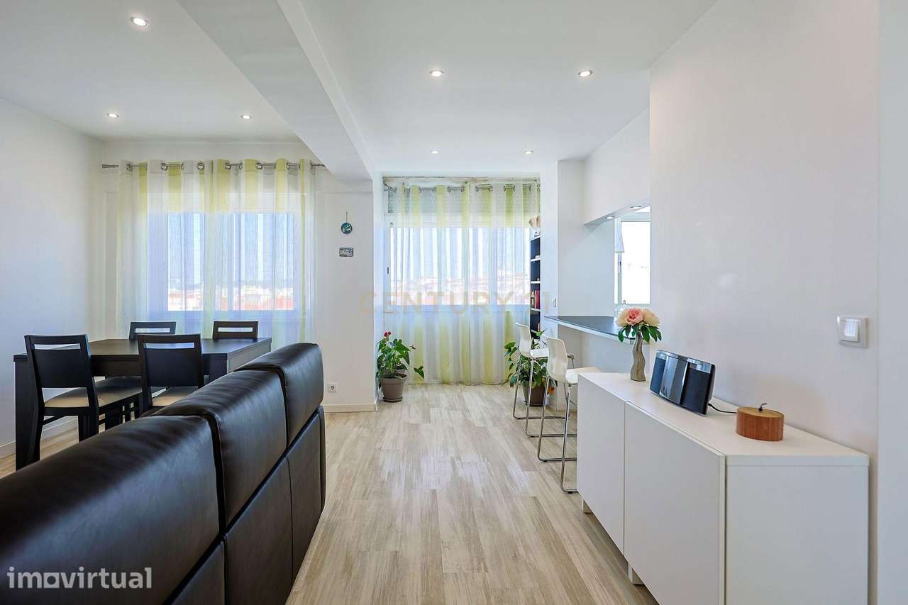 T2 Amadora Totalmente remodelado - Grande imagem: 4/29