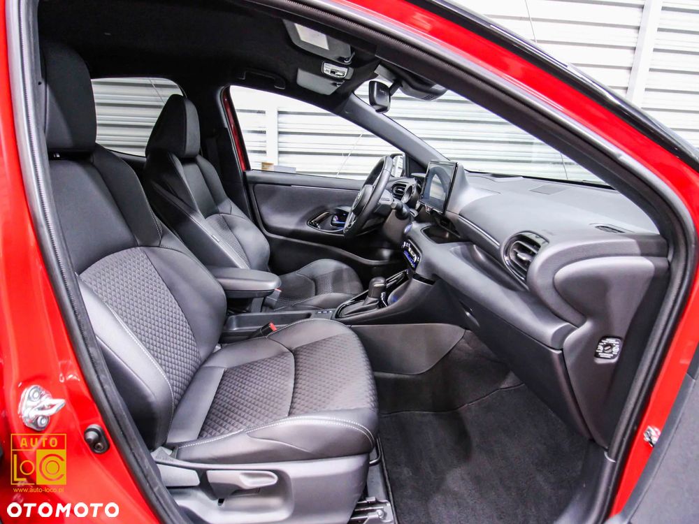 Toyota Yaris Hybrid 1.5 Style - 10