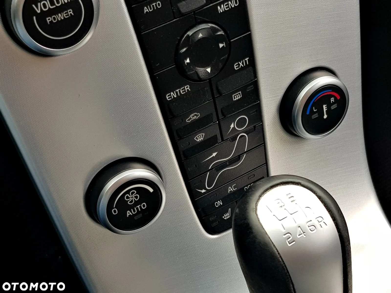 Volvo C30 D4 Momentum - 22