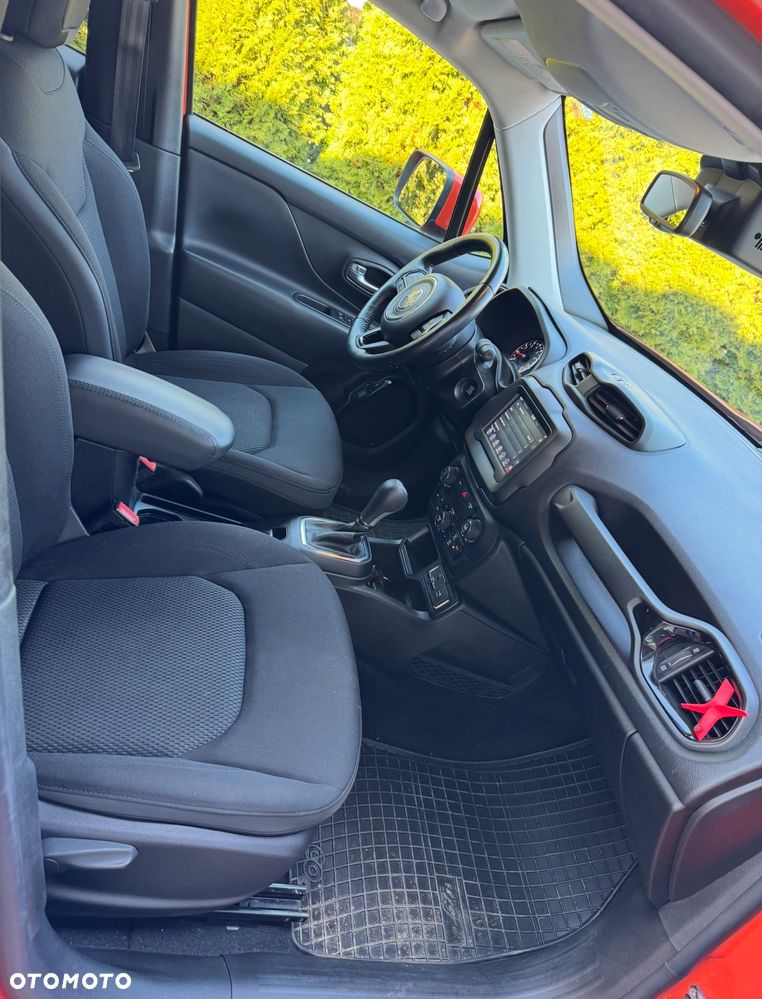 Jeep Renegade - 10