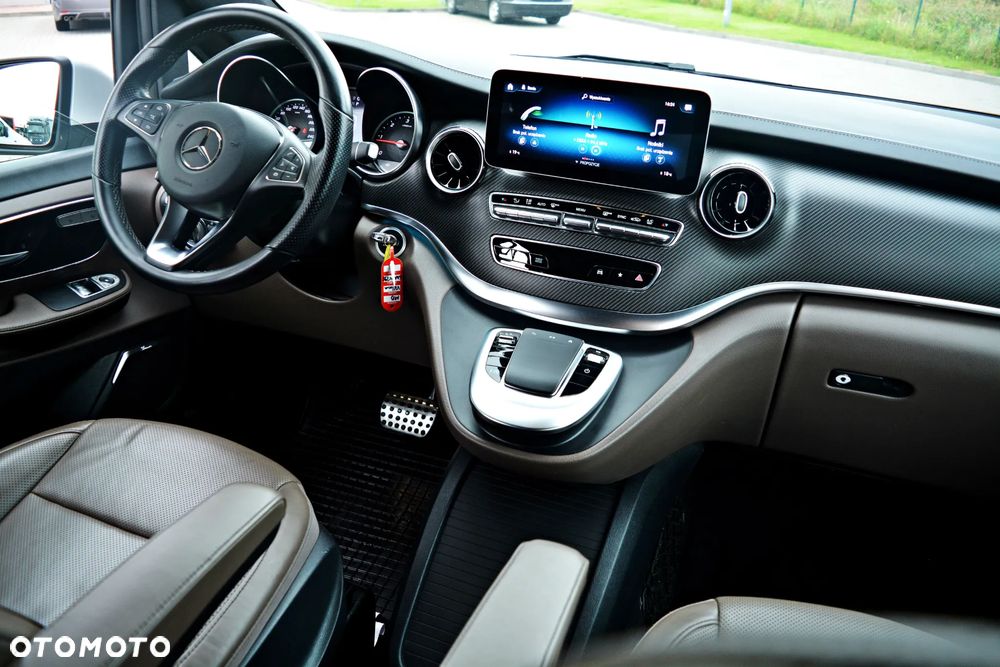 Mercedes-Benz Klasa V 250 d 4-Matic Avantgarde 9G-Tronic - 28
