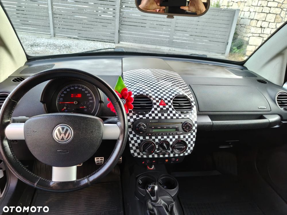 Volkswagen New Beetle 1.9 TDI - 17