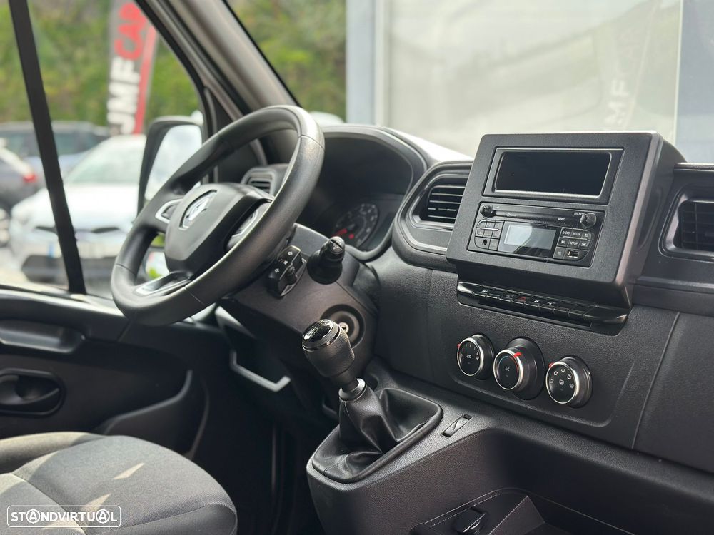 Renault Master III L3H3 2.3 dCi 135 FWD - 12
