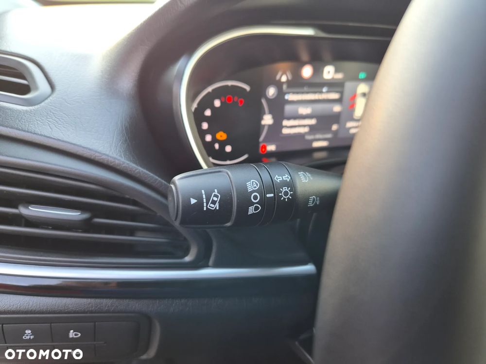 Fiat Tipo 1.5 Hybrid Red DCT - 34