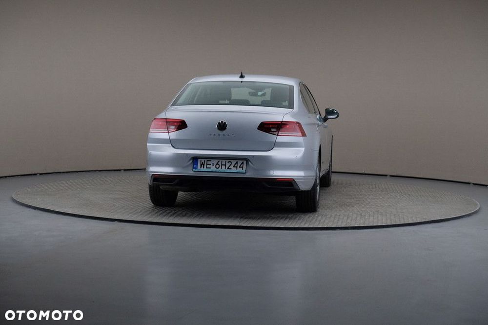 Volkswagen Passat 1.5 TSI EVO Business - 5