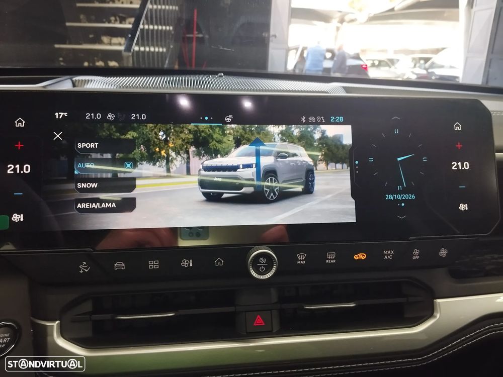 Jeep Compass 74 kWh Altitude - 48