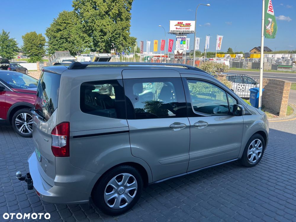 Ford Tourneo Courier - 7