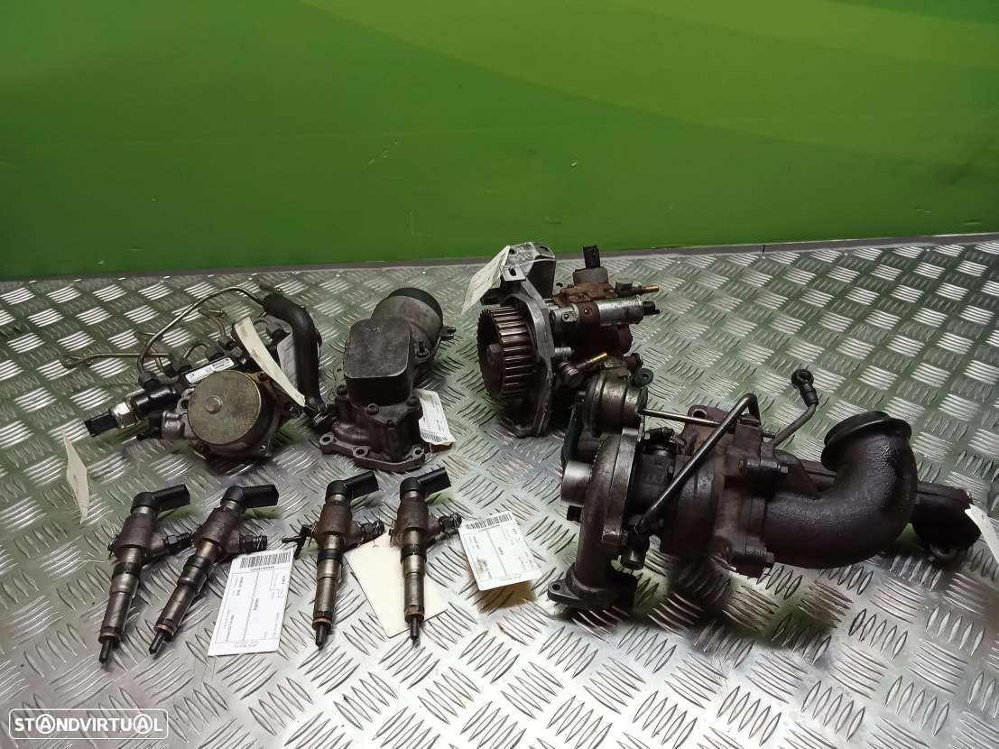 Peças Motor Citroen C3 1.4 HDI 2006 Ref 8HZ - 1