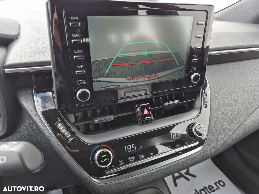 Toyota Corolla 1.8 HSD Active - 23
