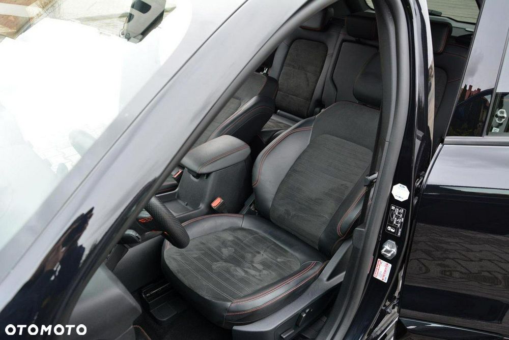Ford Kuga 2.5 Duratec PHEV ST-LINE X - 17