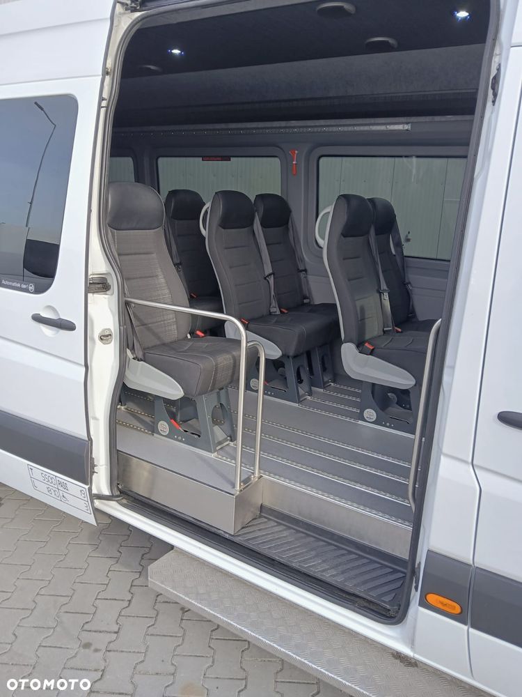 Mercedes-Benz 519 - 7