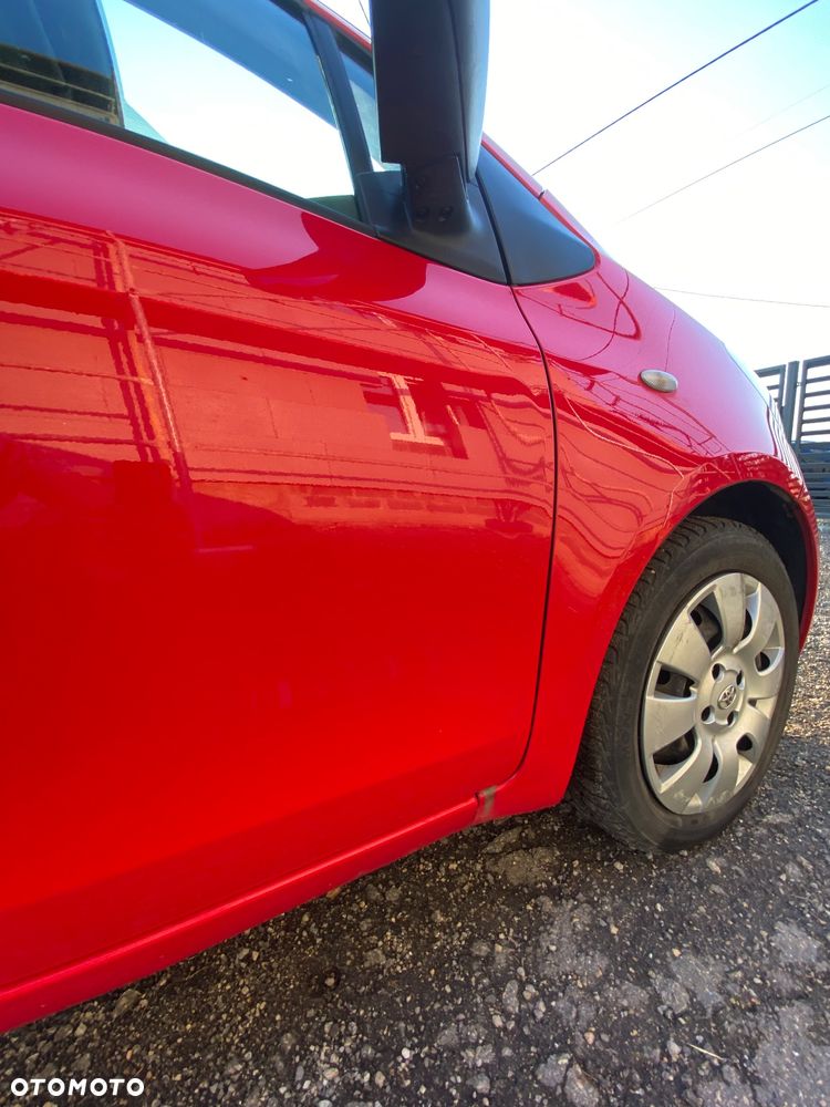 Toyota Yaris - 28