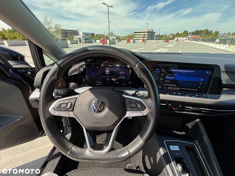 Volkswagen Golf 1.5 eTSI Active DSG - 16