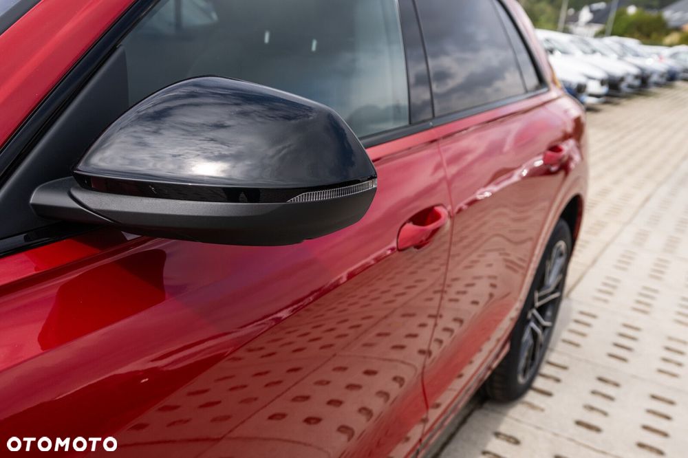 Audi Q8 - 8