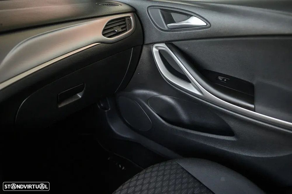 Opel Astra Sports Tourer - 47