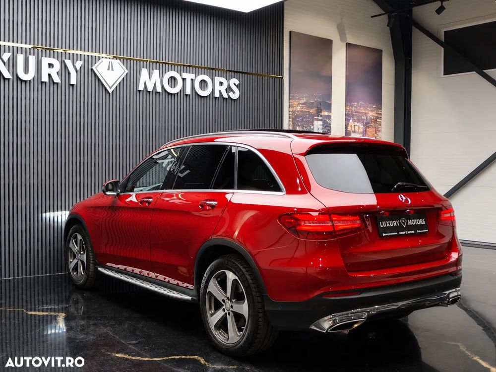 Mercedes-Benz GLC 250 4MATIC 9G-TRONIC AMG Line - 8