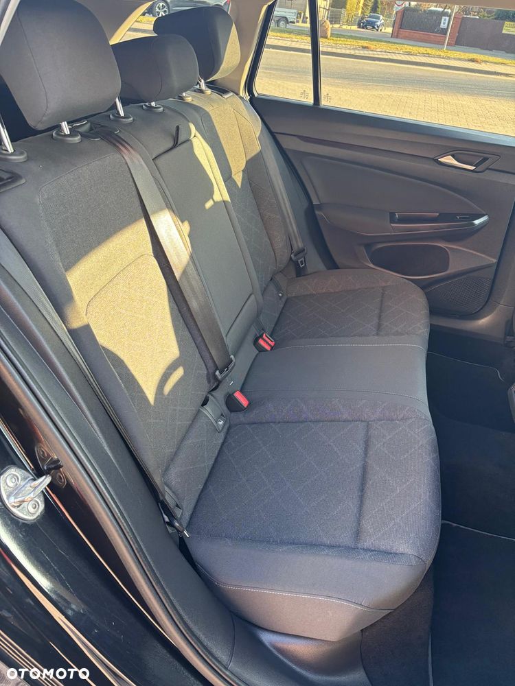 Volkswagen Golf 2.0 TDI SCR Life - 19