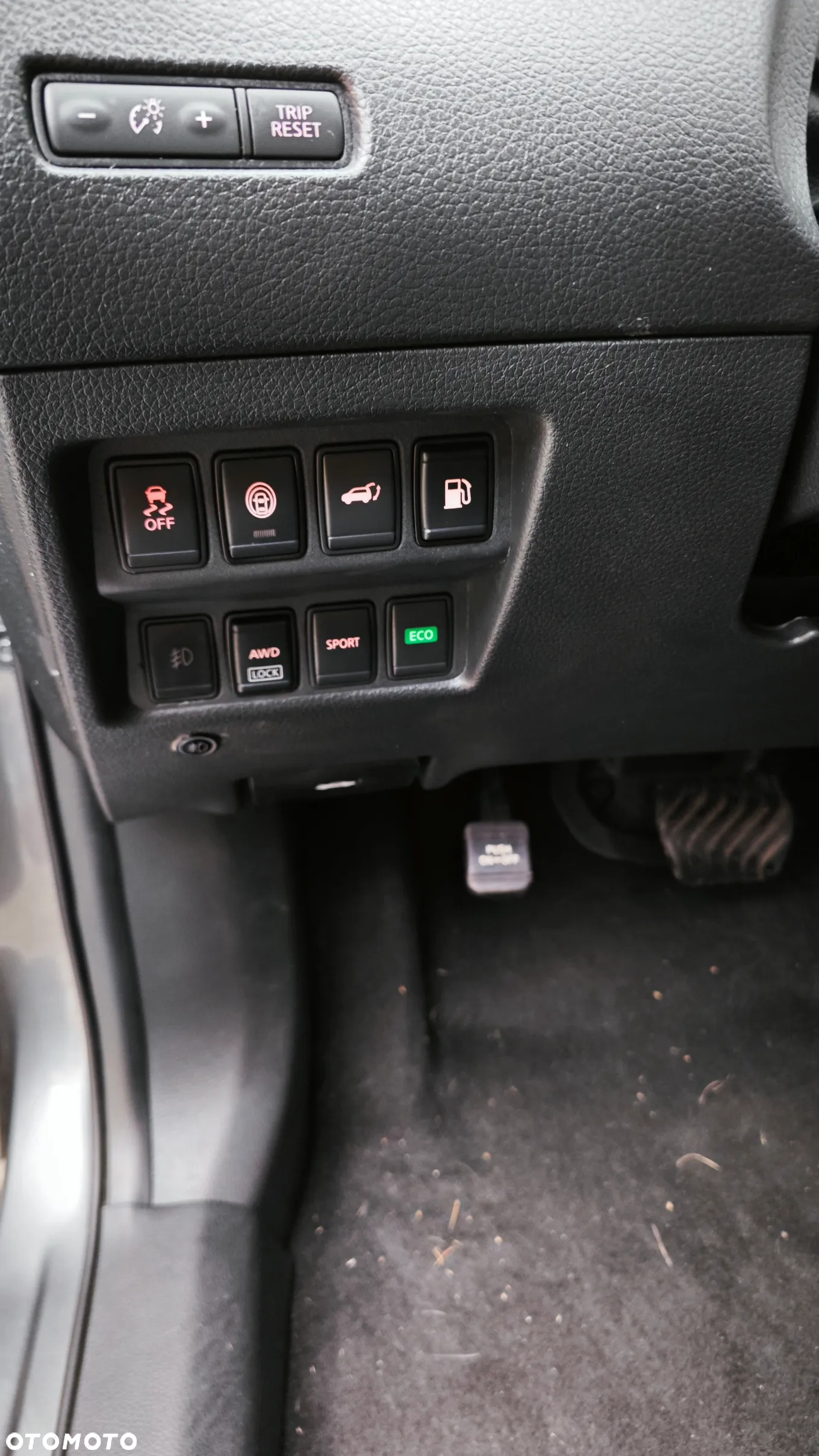Nissan Rogue - 8