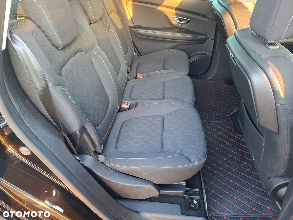 Renault Grand Scenic ENERGY TCe 140 LIMITED - 24