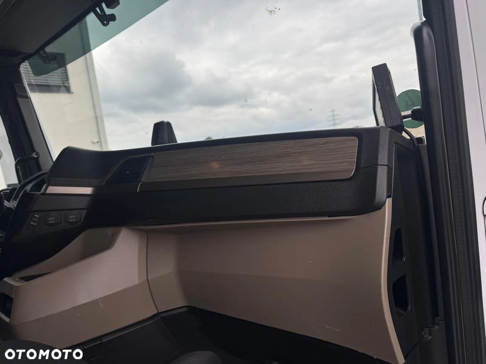 MAN 18.320/ 2020r/ 320Tykm/ 19 PALET/ 9800kg ŁADOWNOŚĆ / SERWISOWANY/ NISKI PRZEBIEG/ WINDA/  SPROWADZONY SERWIS NIEMCY - 31
