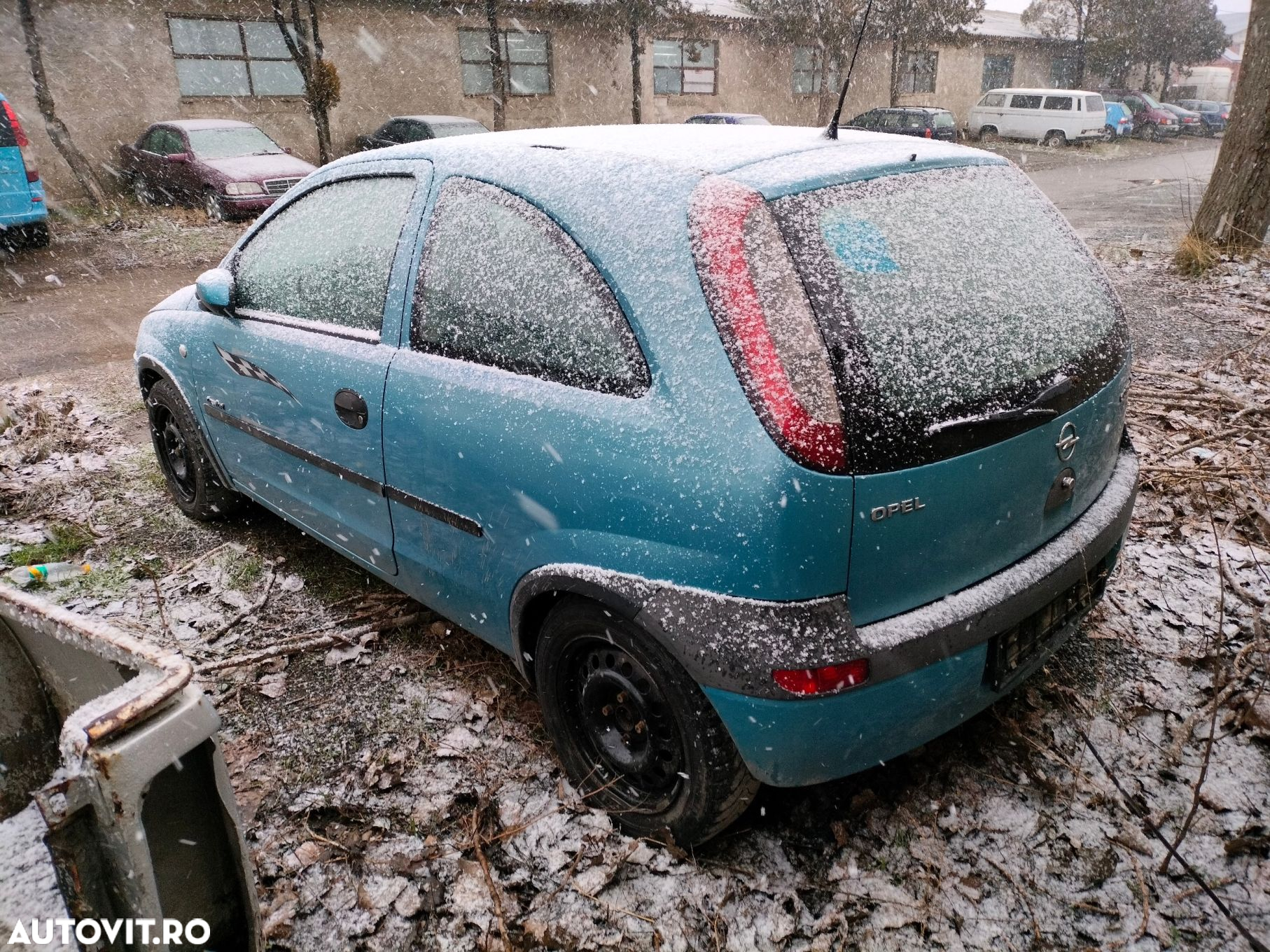 Dezmembrari  Opel CORSA C  2000  > 2009 1.2 Benzina - 7