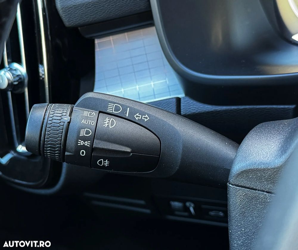 Volvo XC 40 T4 Recharge DKG Core - 35