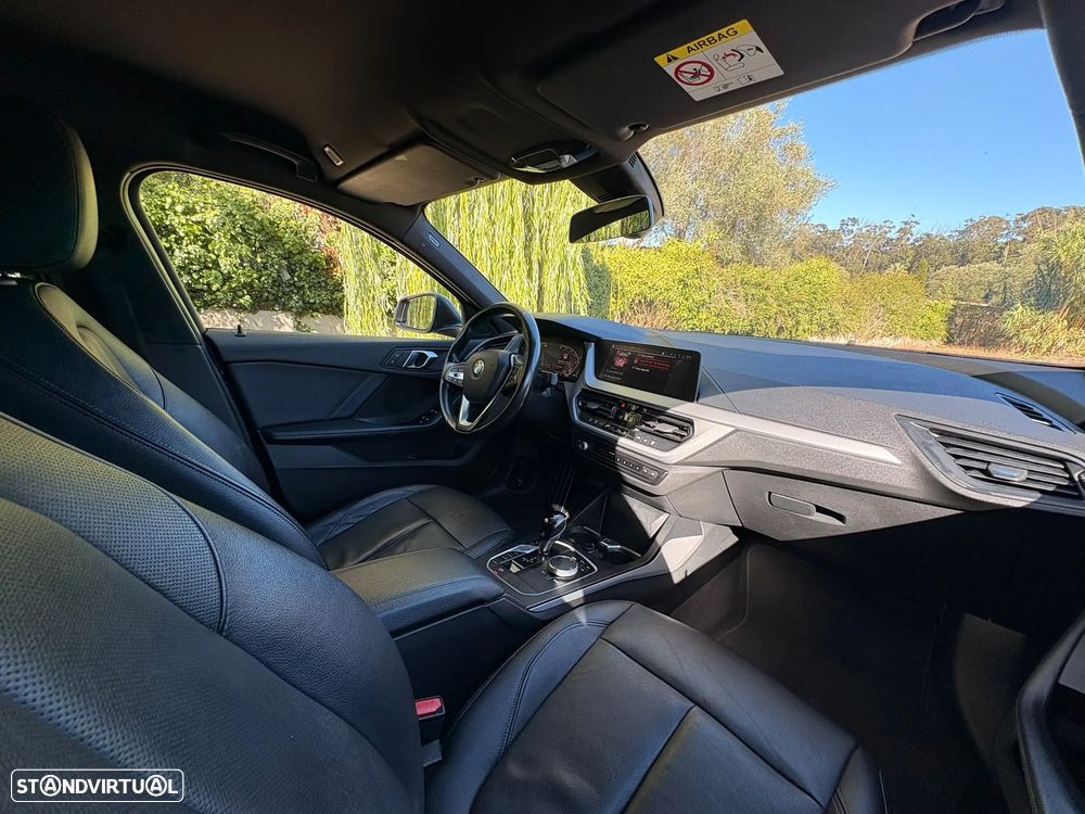 BMW 118 d Line Sport - 25