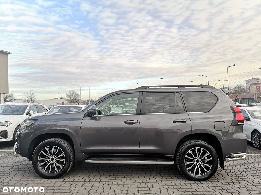 Toyota Land Cruiser LC 2.8 D-4D Premium - 6