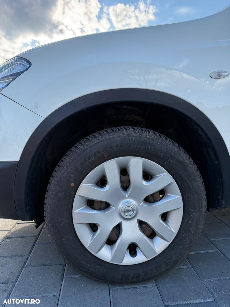 Nissan Qashqai - 12