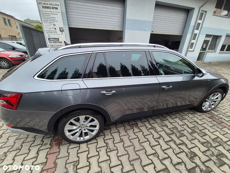 Skoda Superb 2.0 TSI 4x4 Scout DSG - 9