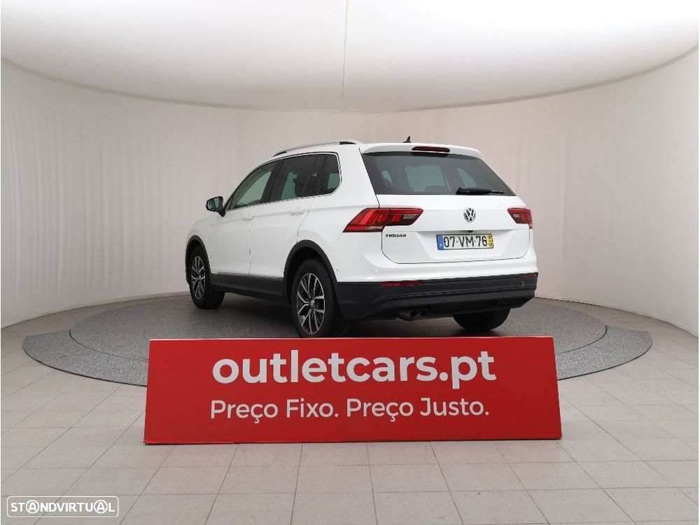 VW Tiguan 1.6 TDI Confortline - 6