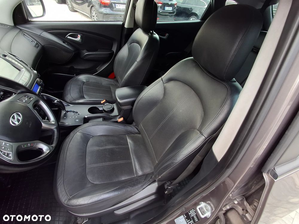 Hyundai ix35 2.0 CRDi 4WD Automatik Premium - 16