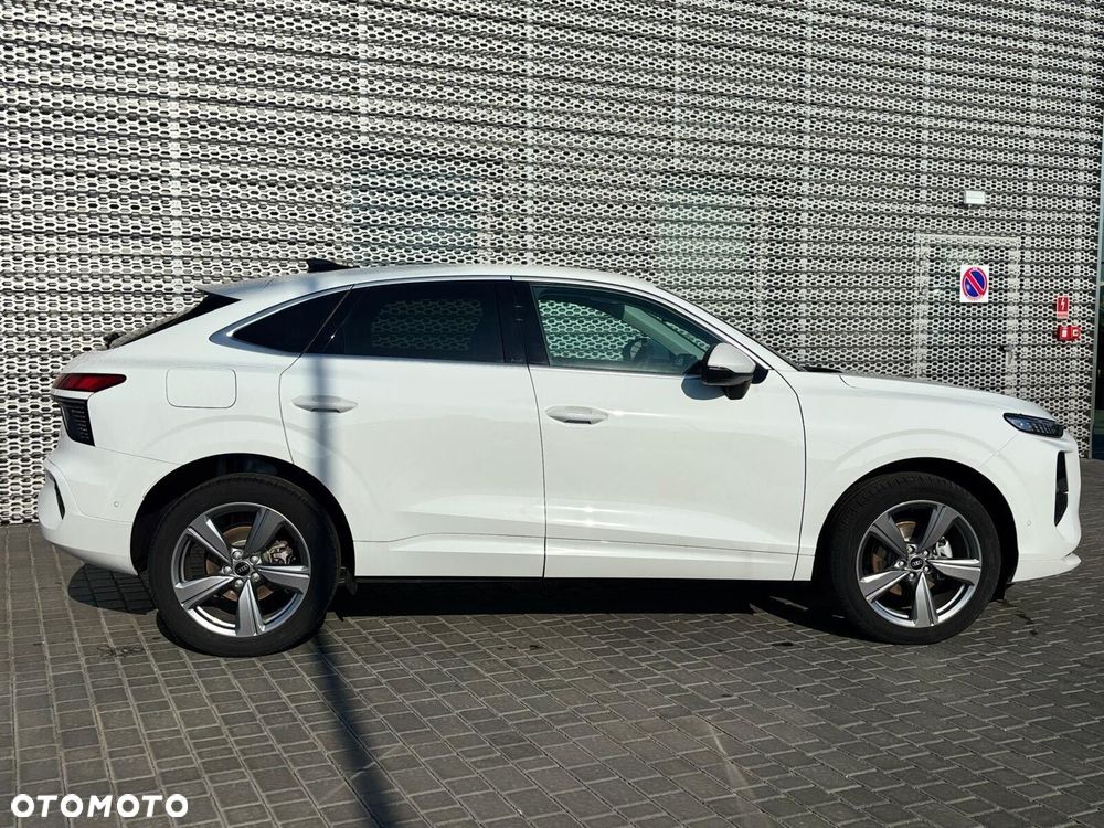 Audi Q3 - 4