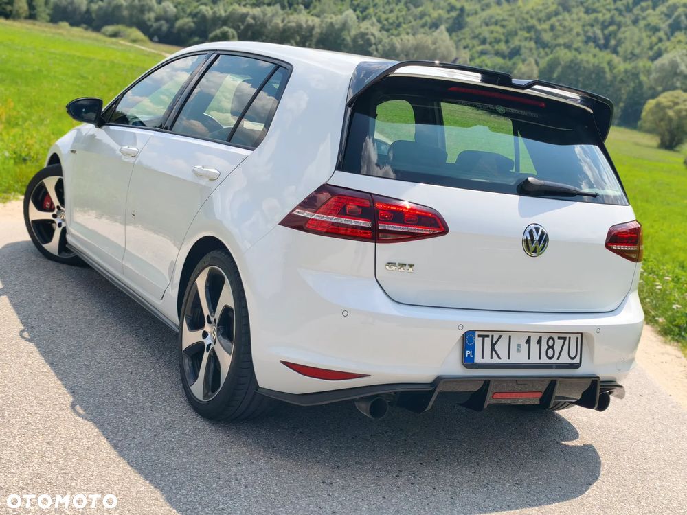 Volkswagen Golf GTI BlueMotion Technology - 6