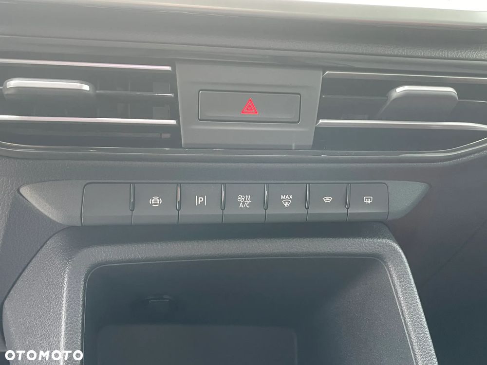 Ford Tourneo Connect 1.5 EcoBoost Titanium - 17