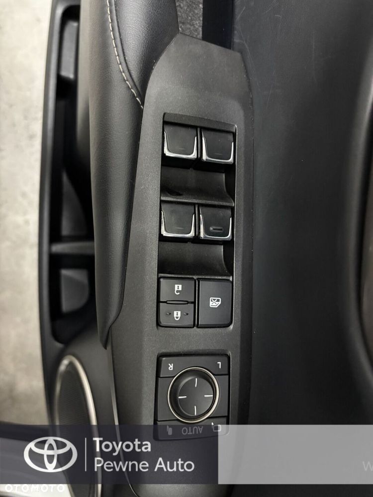 Lexus NX 300 F Impression AWD - 17
